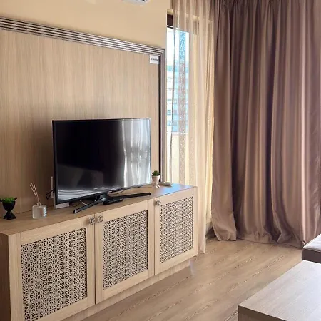 2-стаен аппартамент в Argisht Partez Apartamento *